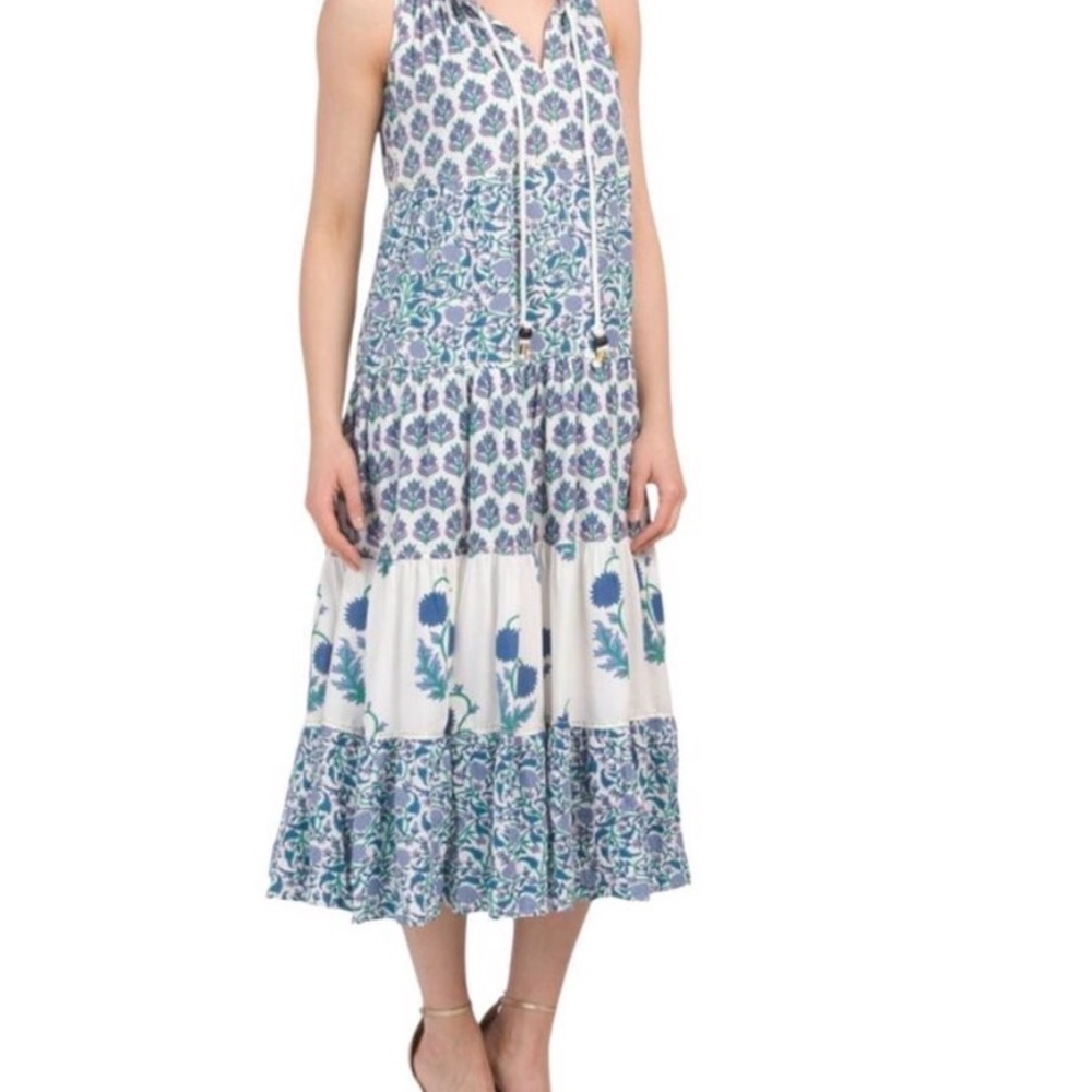 Chelsea and Theodore Floral Blue and White Tiered Sleeveless Maxi Dress Small